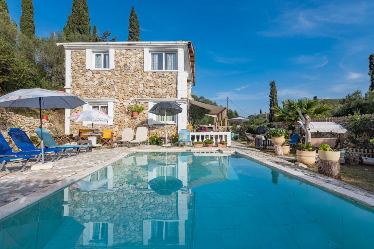 فيلا Stelios Stone House Sinarades Kouramádes المظهر الخارجي الصورة