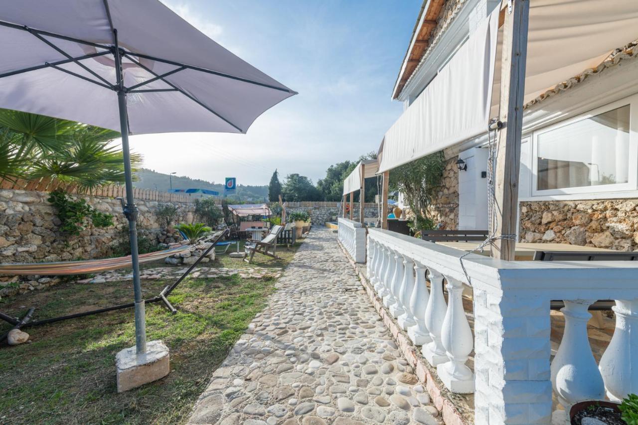 فيلا Stelios Stone House Sinarades Kouramádes المظهر الخارجي الصورة